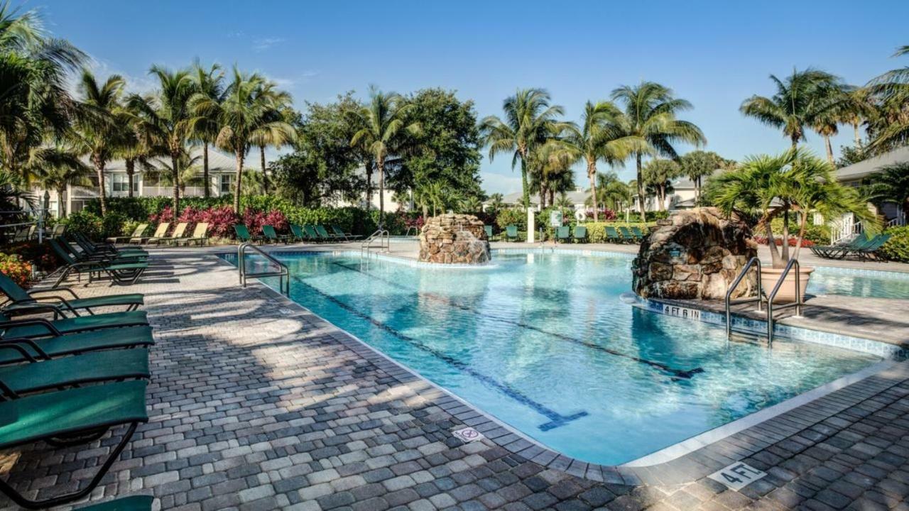 Vacation In Paradise Lely Resort Exterior foto